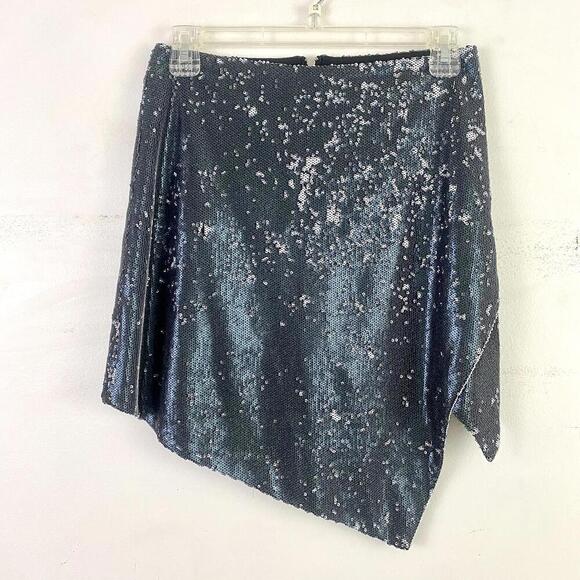 ELLIATT silver sequin drape mini skirt - Picture 1 of 5